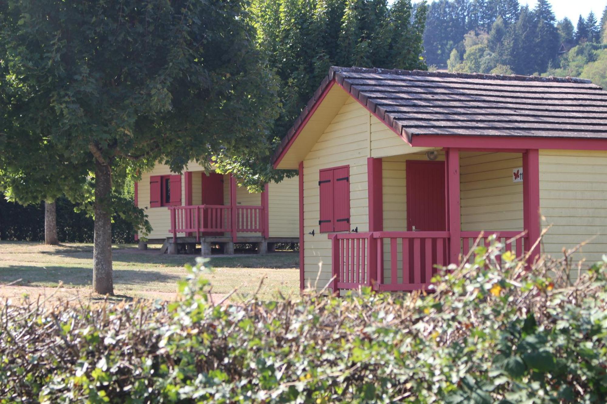Camping Les Feuilles Chauffailles Dış mekan fotoğraf