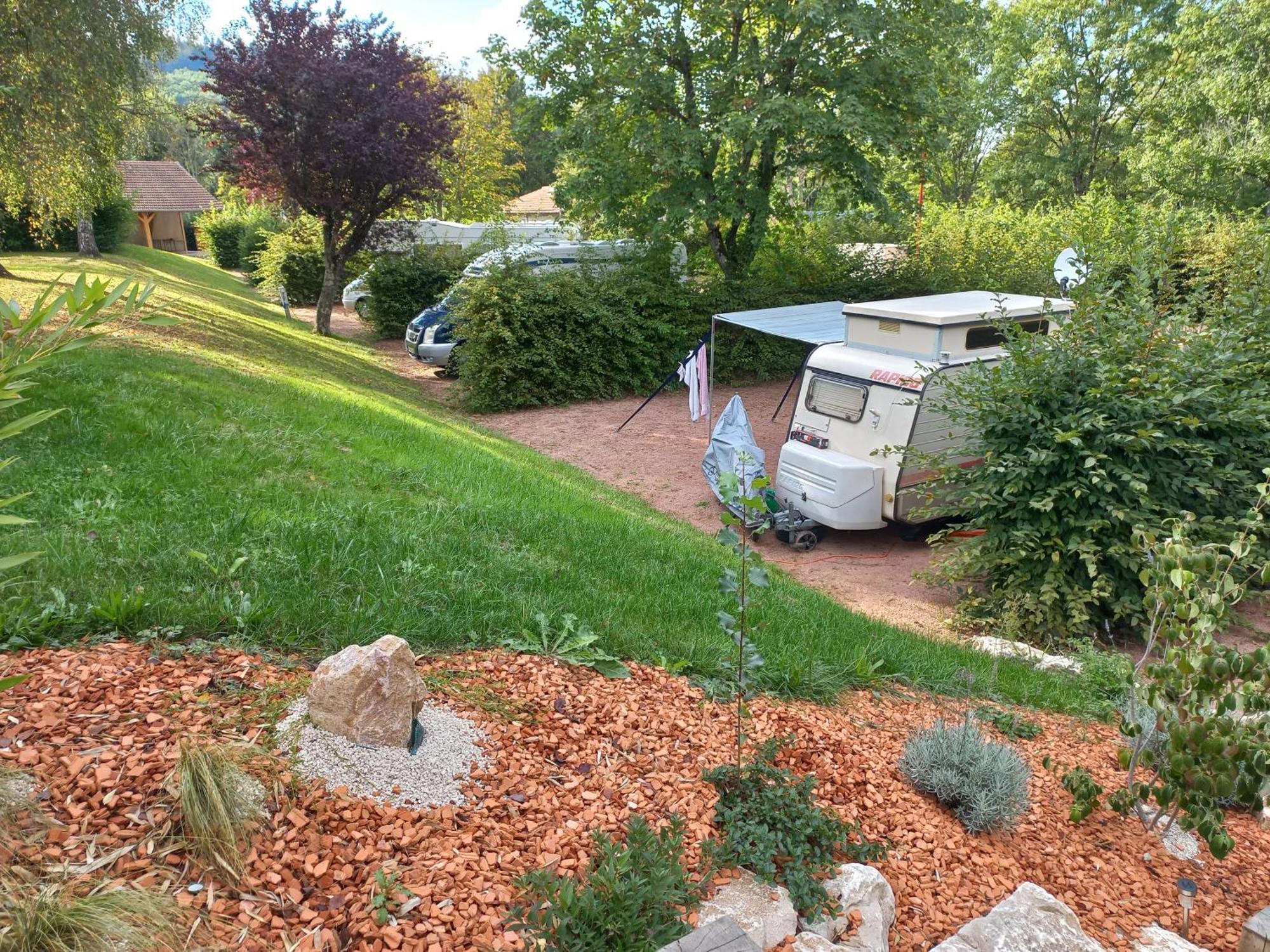 Camping Les Feuilles Chauffailles Dış mekan fotoğraf
