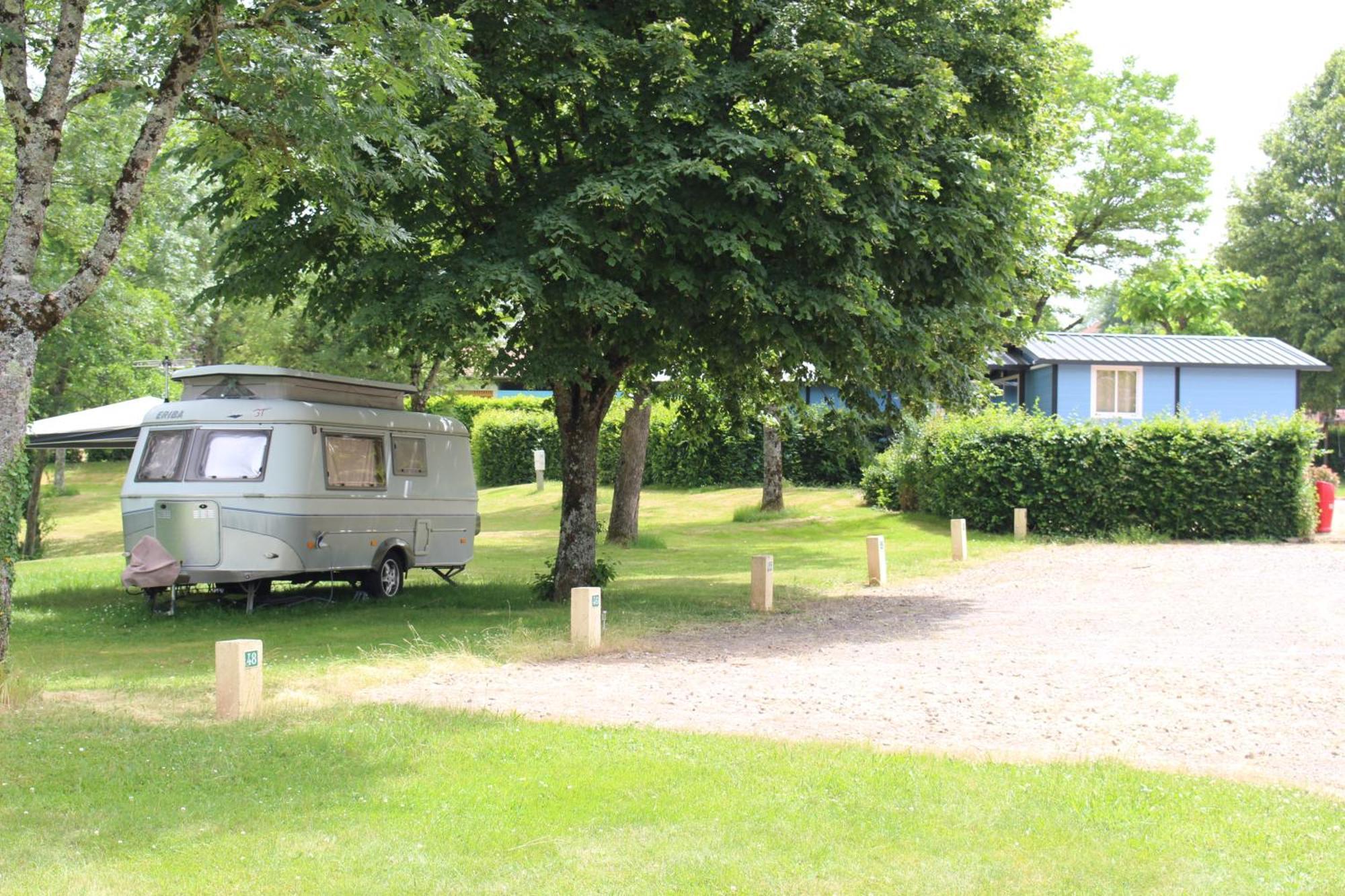 Camping Les Feuilles Chauffailles Dış mekan fotoğraf