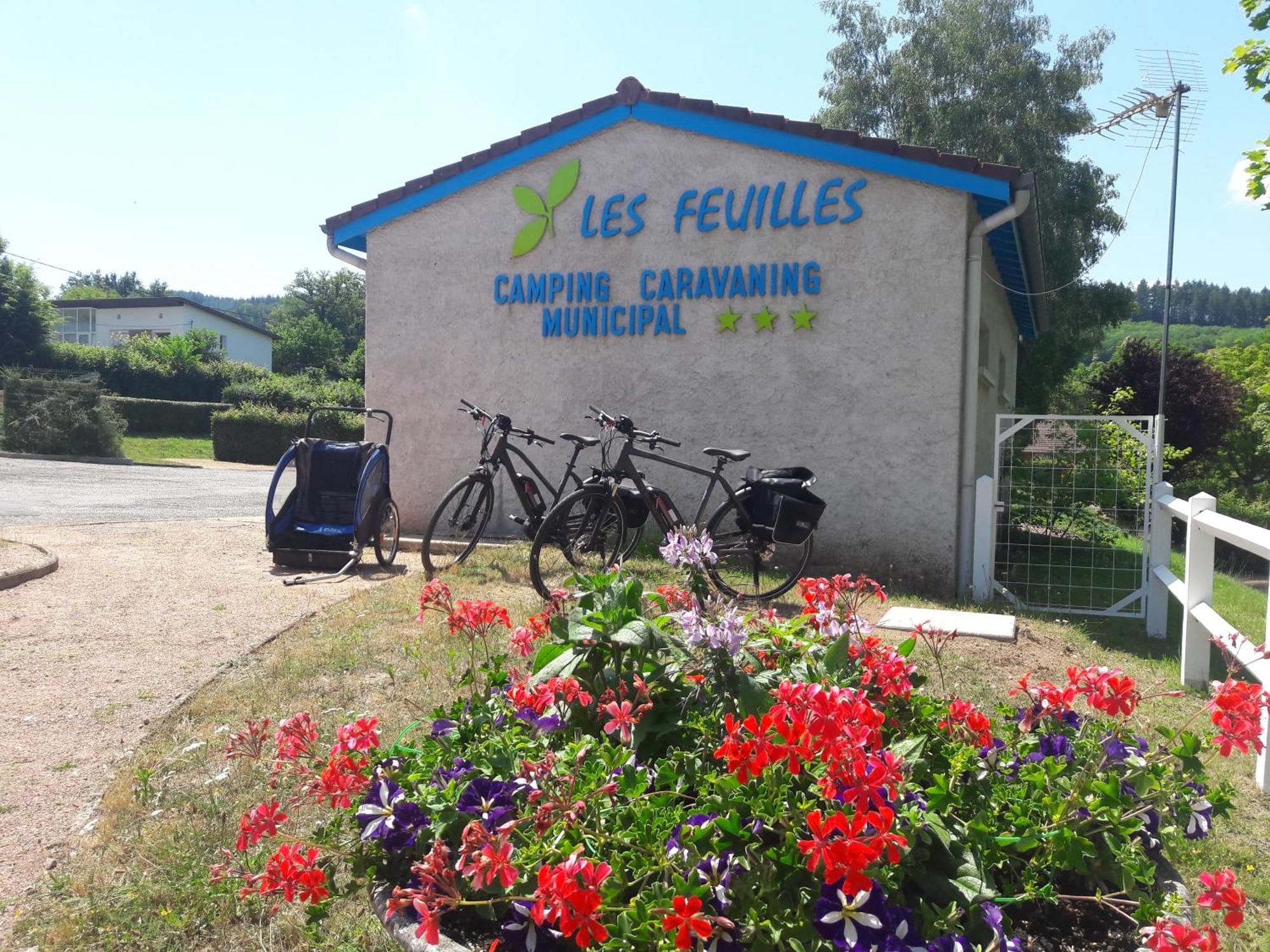 Camping Les Feuilles Chauffailles Dış mekan fotoğraf